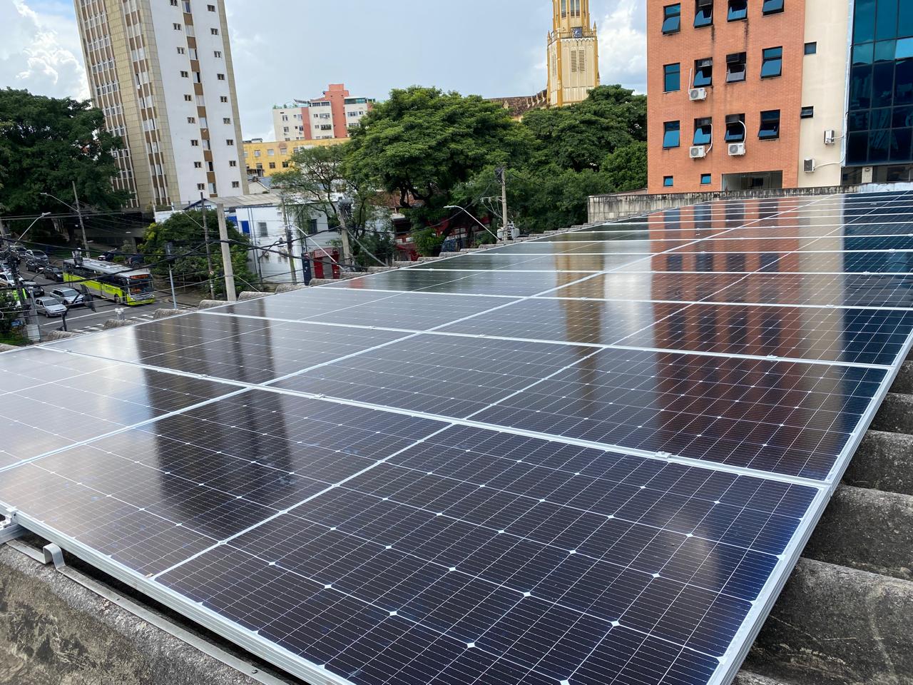 Instalação fotovoltaica no telhado fibrocimento em Belo Horizonte